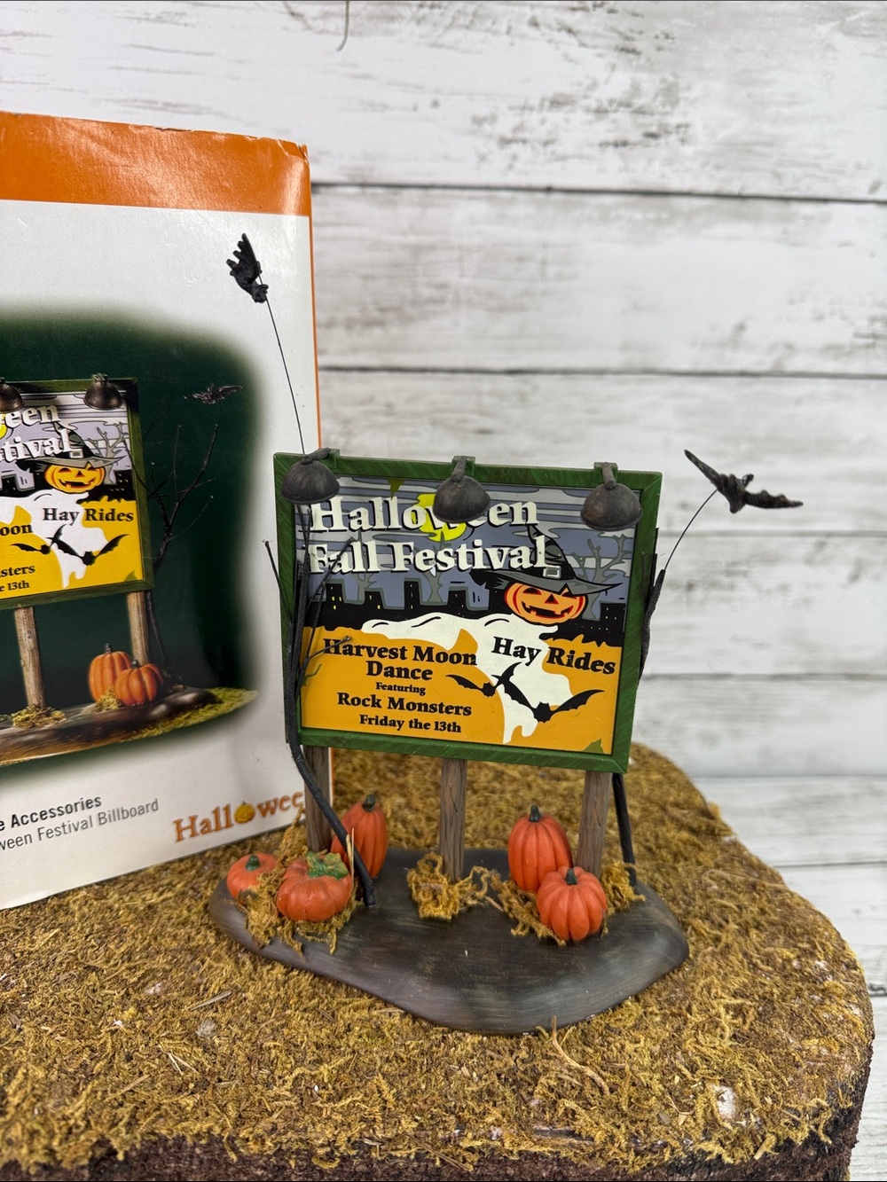 Dept 56 "Halloween Festival Billboard" 53241 RETIRED Snow Village Accessory